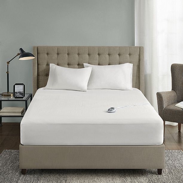 Serta 1-in D Polyester Queen Mattress Cover in the Mattress Covers