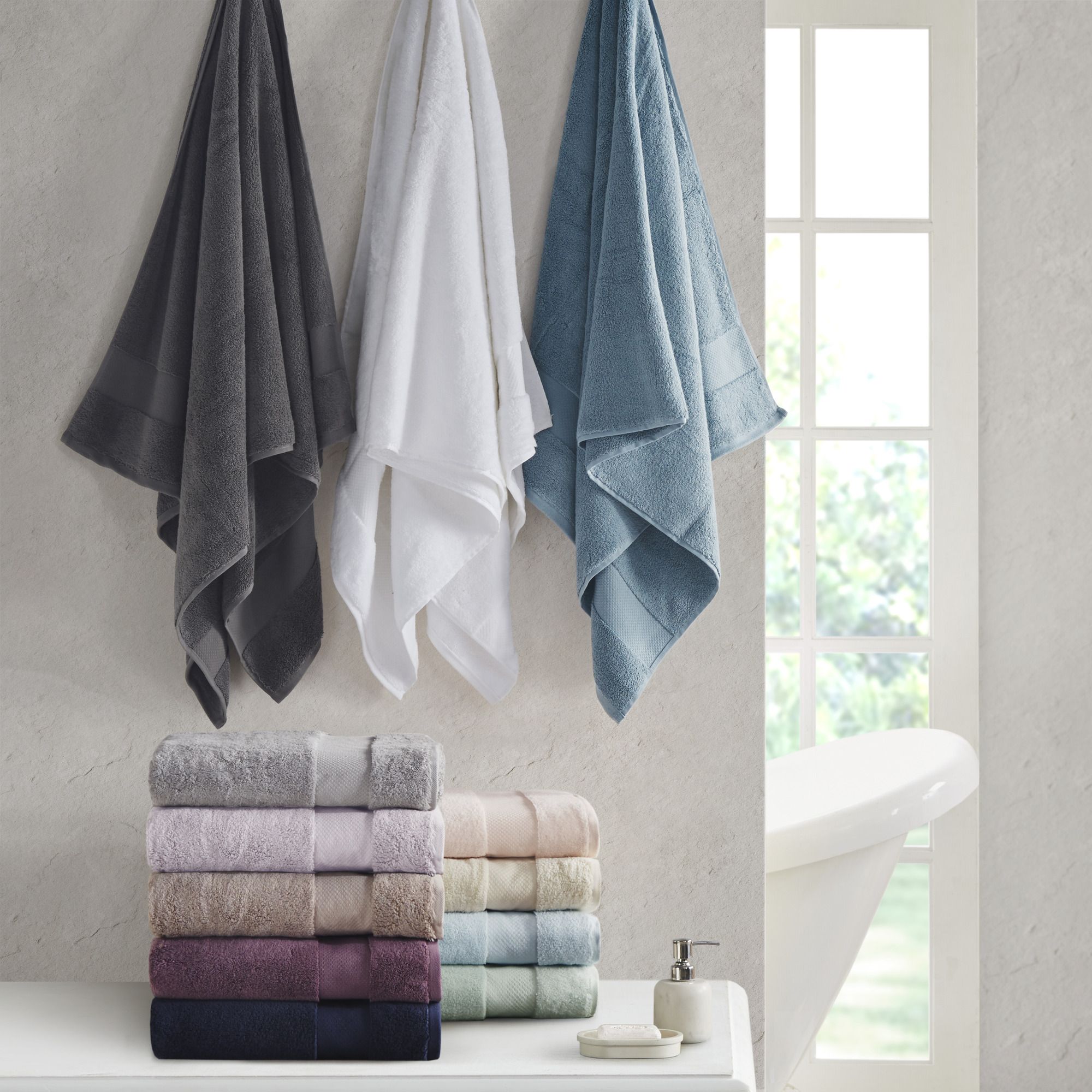 Madison park hand online towels