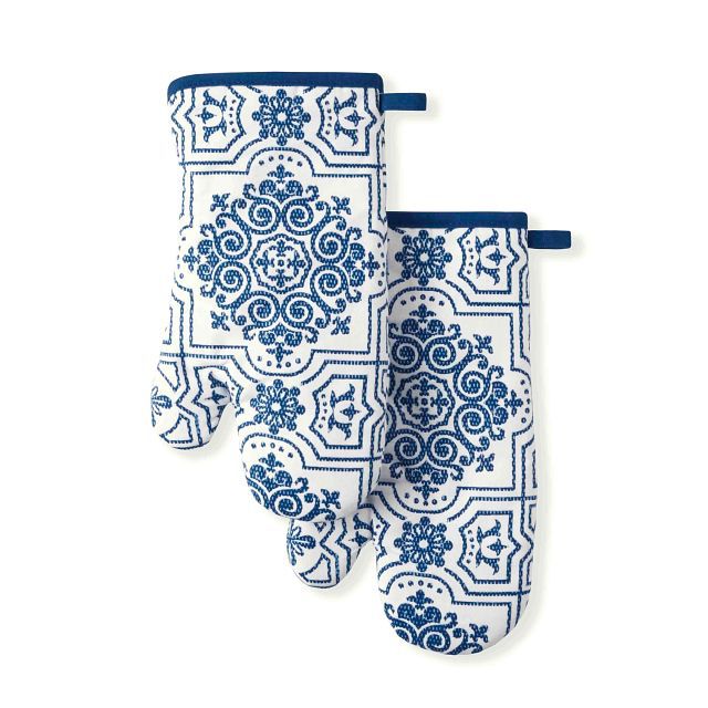 Thumb's Up Oven Mitt, Set of 2 - The Reluctant Trading Experiment