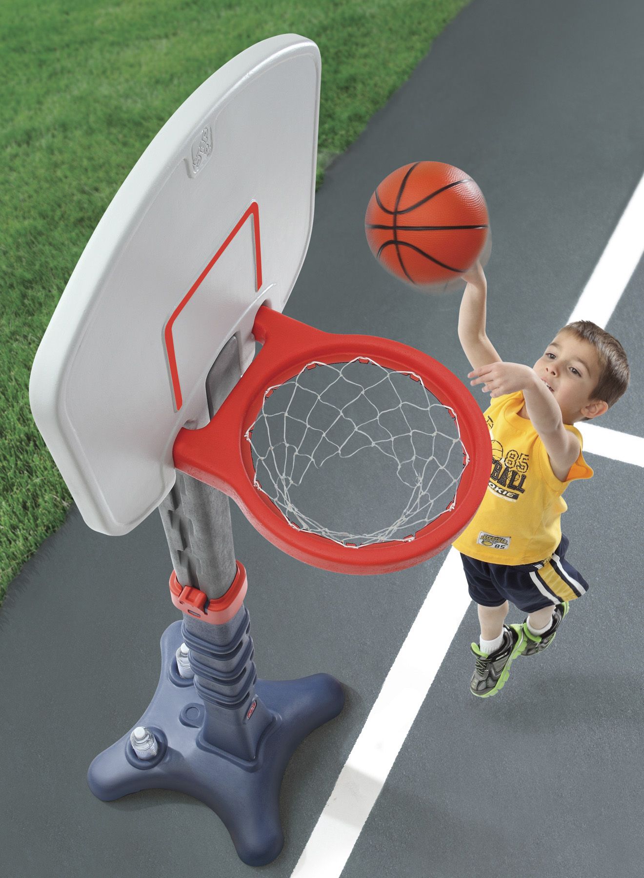 Step 2 shootin hoops pro hot sale basketball set