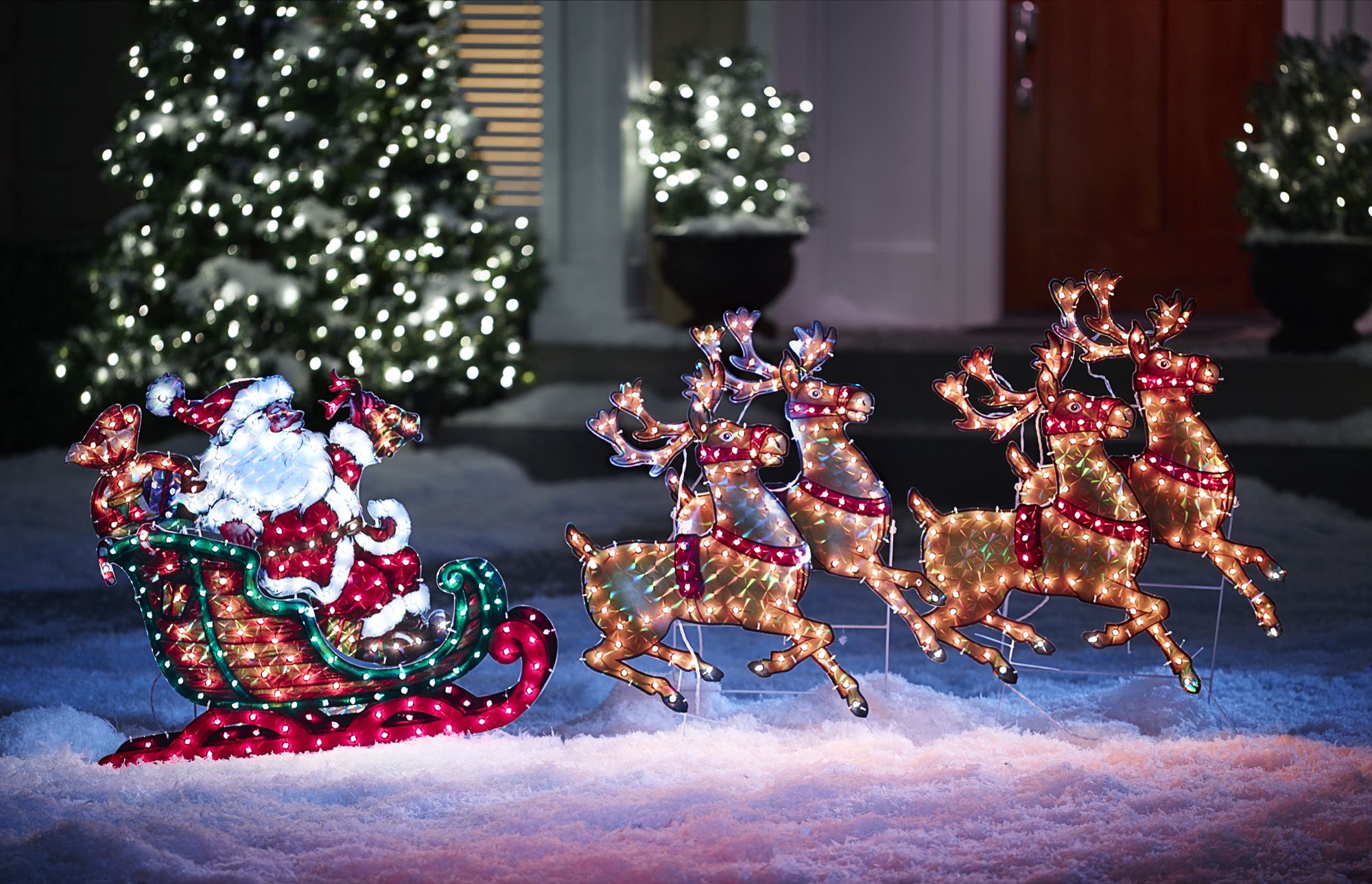 Fingerhut Alcove Lighted Holographic Santa Sleigh