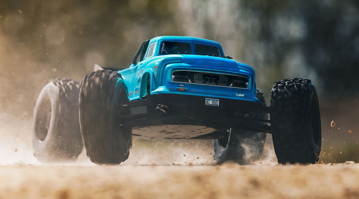 1/8 NOTORIOUS 4WD BLX Stunt Truck 6S RTR, bleu