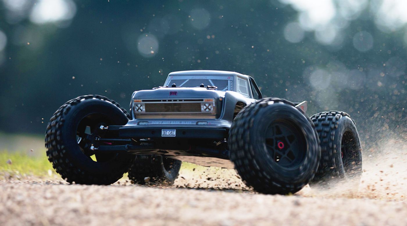Image pour 1/8 OUTCAST 6S BLX Brushless Truggy 4WD RTR, Silver à partir de Horizon Hobby