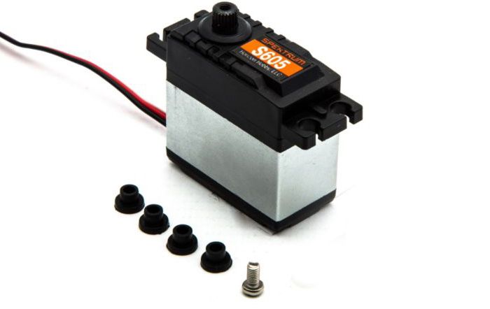 SPEKTRUM ™ S605 SERVO