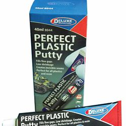 Deluxe Materials BD44 Perfect Plastic Putty 1.4oz