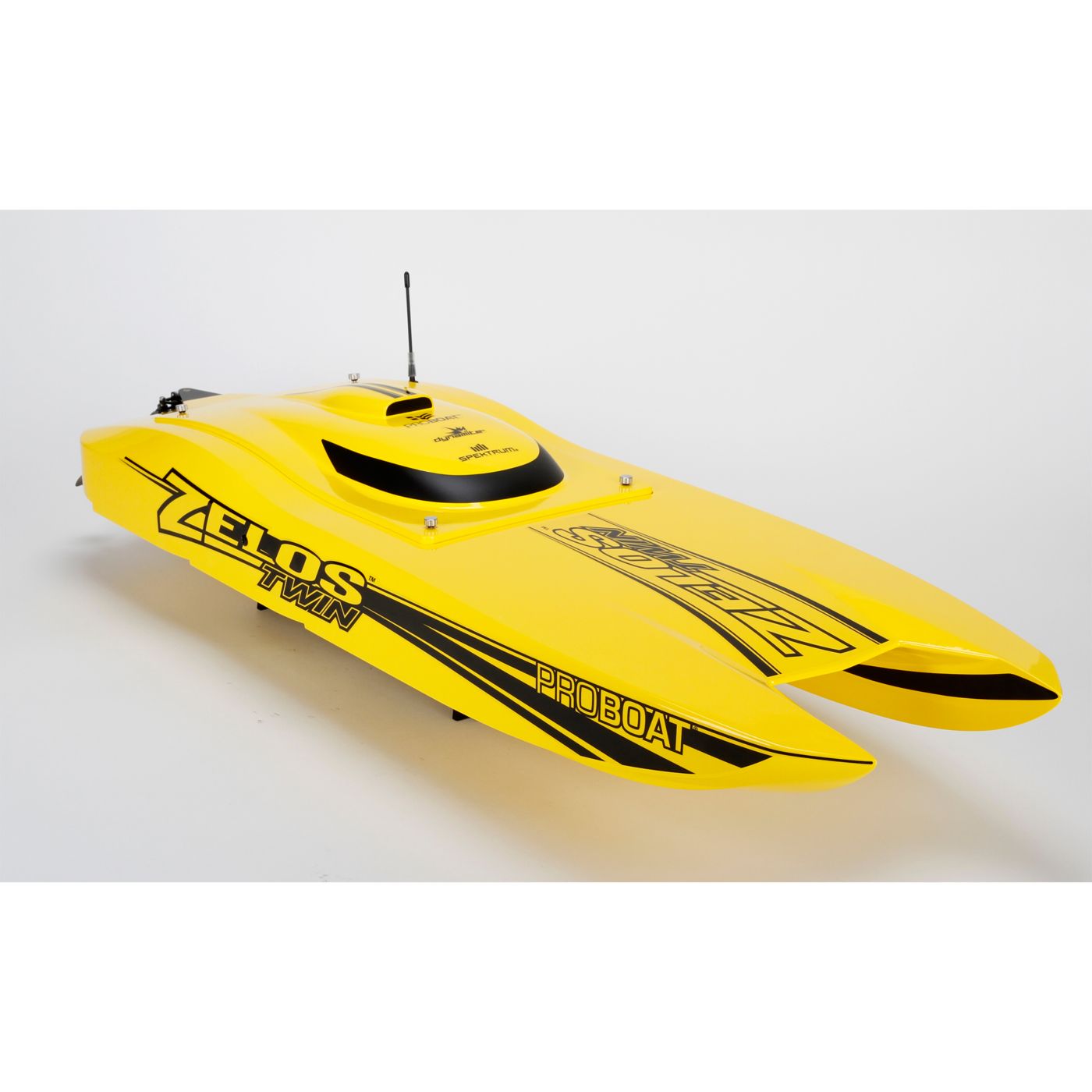 zelos twin rc boat