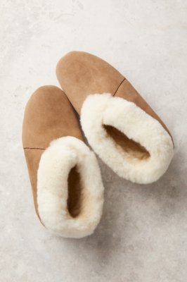 overland sheepskin mens slippers