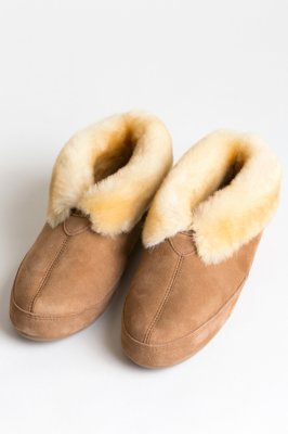 overland sheepskin mens slippers