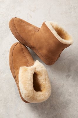 overland sheepskin mens slippers